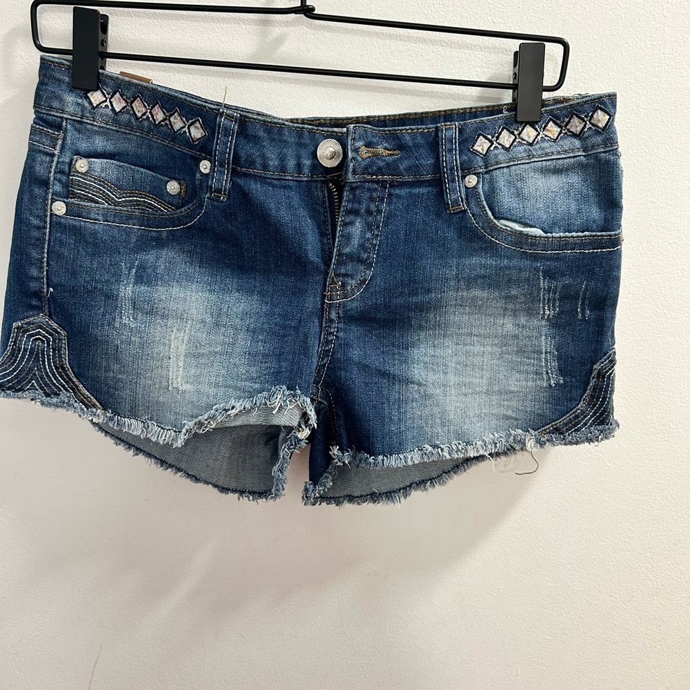 YMI Womens Blue Denim Jean Shorts Rhinestone Embellished Frayed Hem Size 7